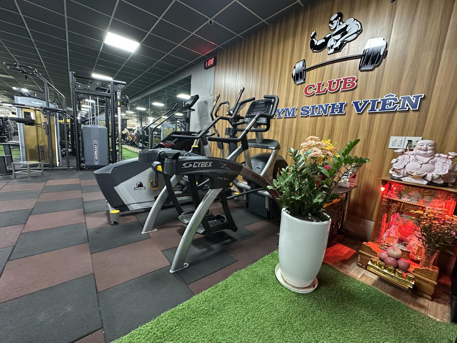 TRIỂN KHAI PHẦN MỀM QUẢN LÝ GYM MODUN CHO GYM SINH VIÊN