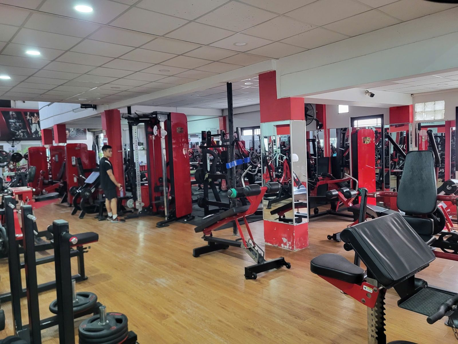 Phòng Tập Gym HUYLOANZCOOL Triển Khai Phần Mềm Quản Lý Gym Tích Hợp Checkin Vân Tay Và Cửa Khóa Lực Từ – Bước Tiến Trong Chuyển Đổi Số