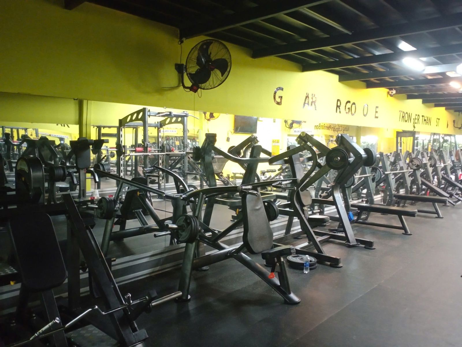 Modun triển khai phần mềm quản lý gym ModunGym, Máy chấm công checkin Face Id, và app hội viên, cho phòng tập Gym Hoàng Vũ tại Long An.