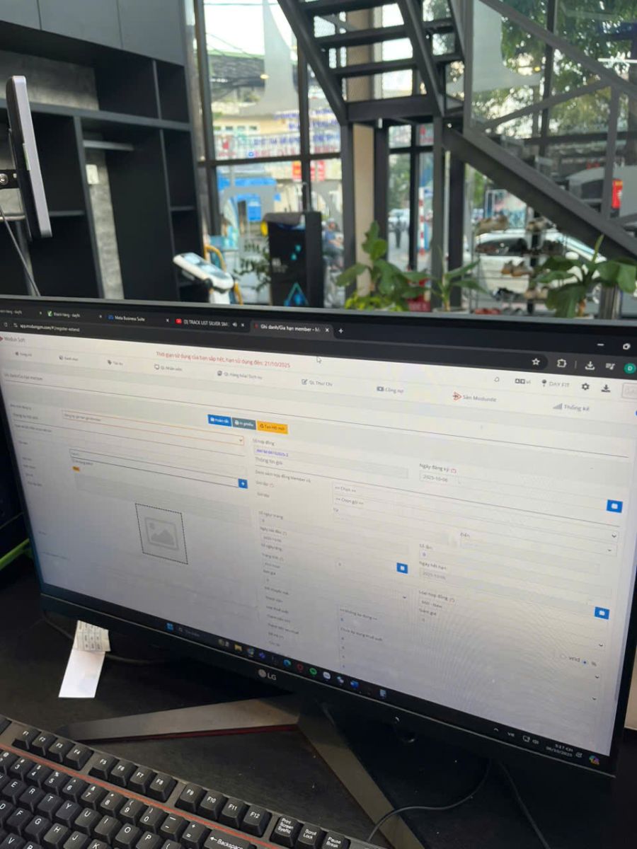 Modun triển khai phần mềm quản lý gym ModunGym, Máy chấm công checkin Face Id, và app hội viên, cho phòng tập Dayfit Gym tại Bình Dương.