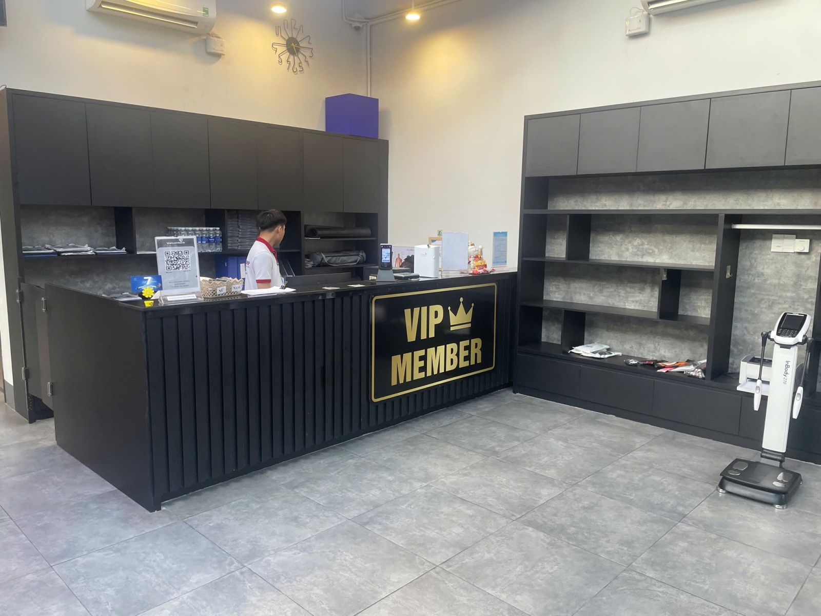 Modun triển khai phần mềm quản lý gym ModunGym, Máy chấm công checkin Face Id, và app hội viên, cho phòng tập Dayfit Gym tại Bình Dương.