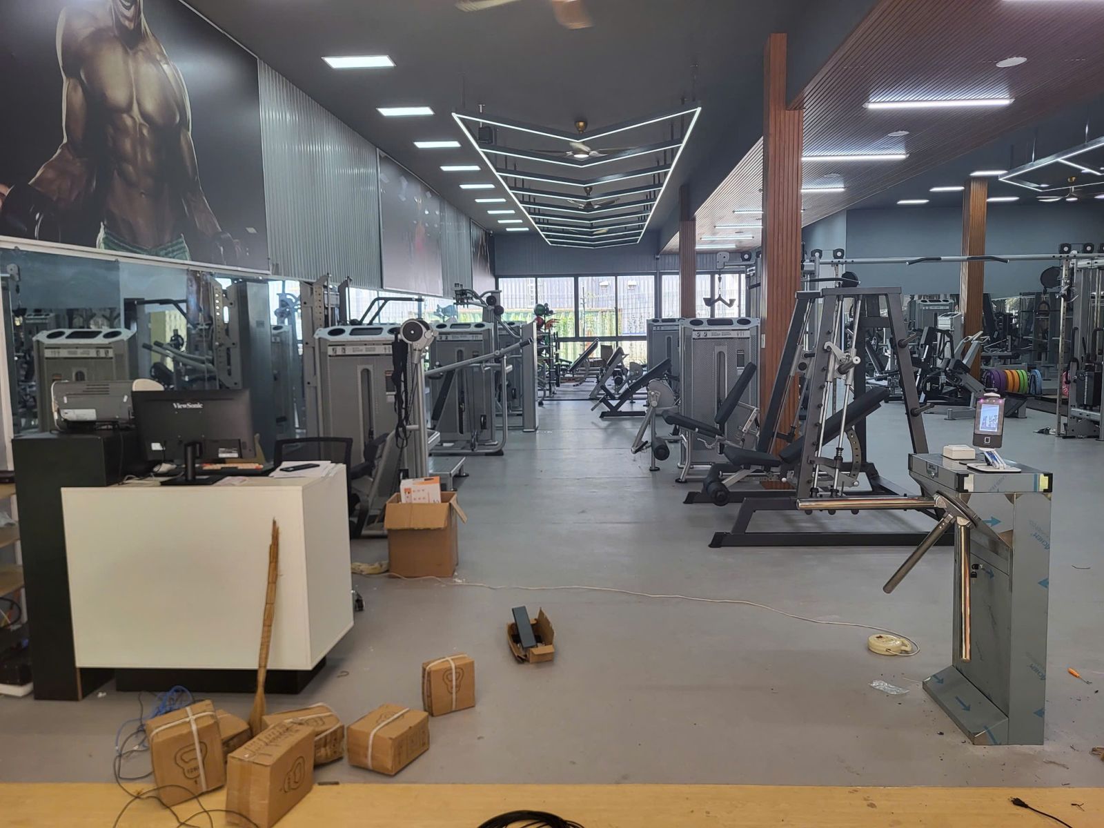 Modun triển khai phần mềm quản lý gym Modun, Máy checkin Face Id, cổng tripod kiểm soát ra vào và app hội viên, cho phòng tập Gym Muscle 2 tại TP. Rạch Giá, Kiên Giang.