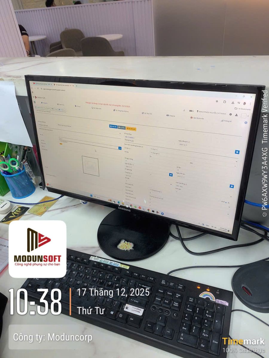 Modun triển khai phần mềm quản lý gym ModunGym, Máy chấm công checkin Face Id và app hội viên, cho phòng tập Iron Fitness & Yoga tại Quận 5, TP.Hồ Chí Minh.