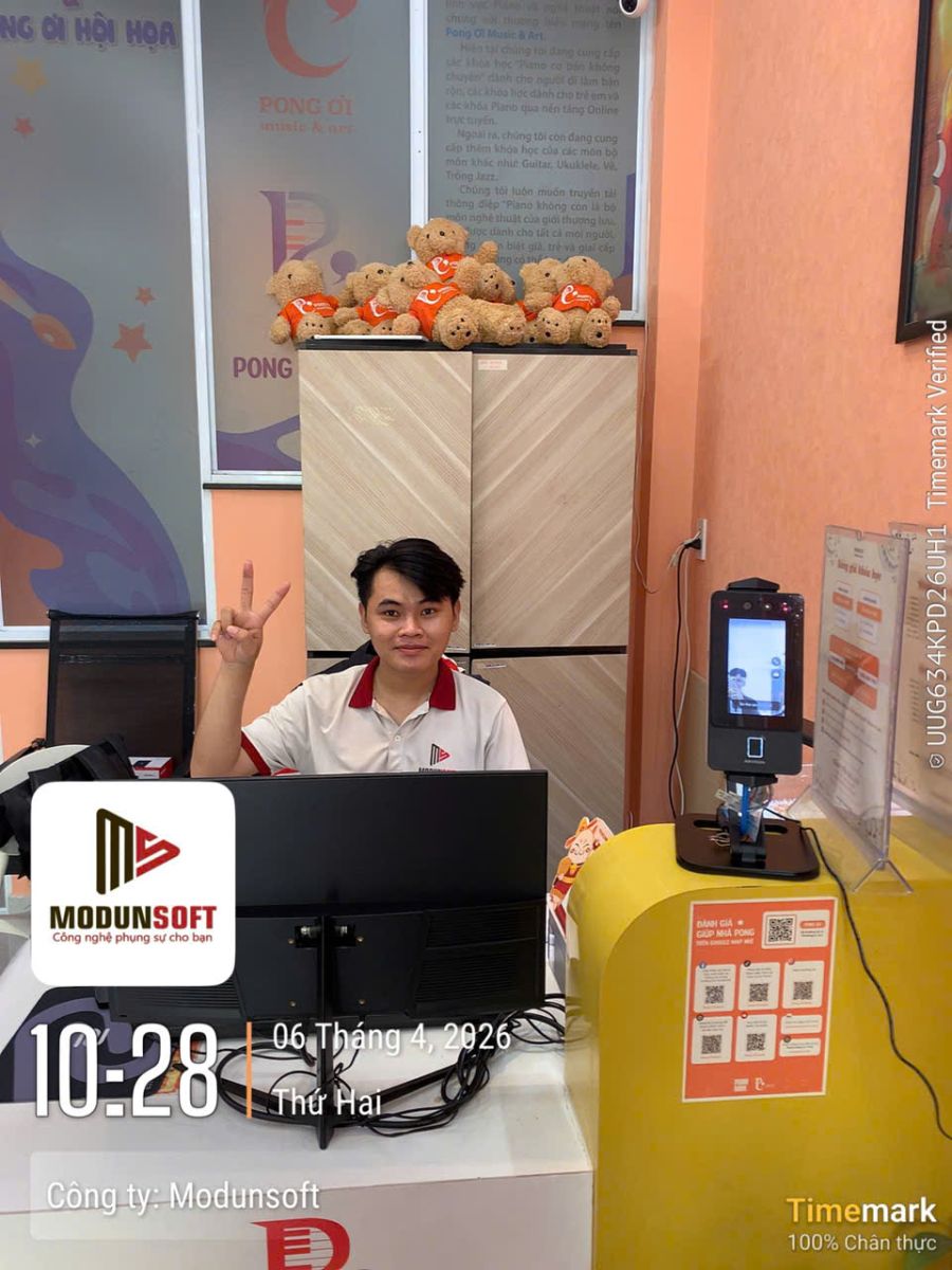 PONG ƠI MUSIC trung tâm dạy piano có 7 chi nhánh tại Tp.HCM và 1 chi nhánh tại Cần Thơ, vừa triển khai phần mềm quản lý trung tâm Modun kết hợp máy chấm công Face ID và app hội viên