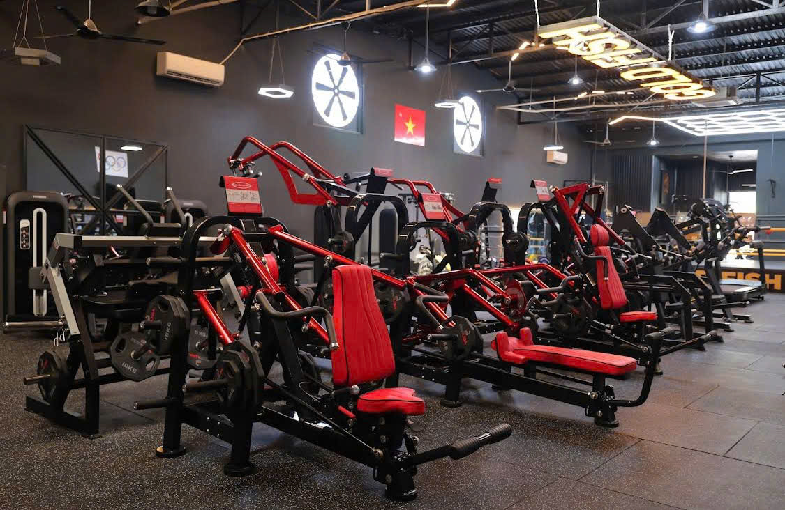 GOLD FISH phòng tập tọa lạc tại Bến Tre, vừa chính thức triển khai phần mềm quản lý gym ModunGym kết hợp máy chấm công Face ID, và cổng flap kiểm soát ra vào và app hội viên