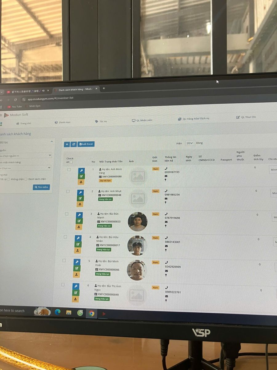 MINH GYM phòng tập tọa lạc tại Cầu Kè, tỉnh Trà Vinh, vừa chính thức triển khai phần mềm quản lý gym ModunGym kết hợp máy chấm công Face ID, và cửa khóa lực từ kiểm soát ra vào và app hội viên