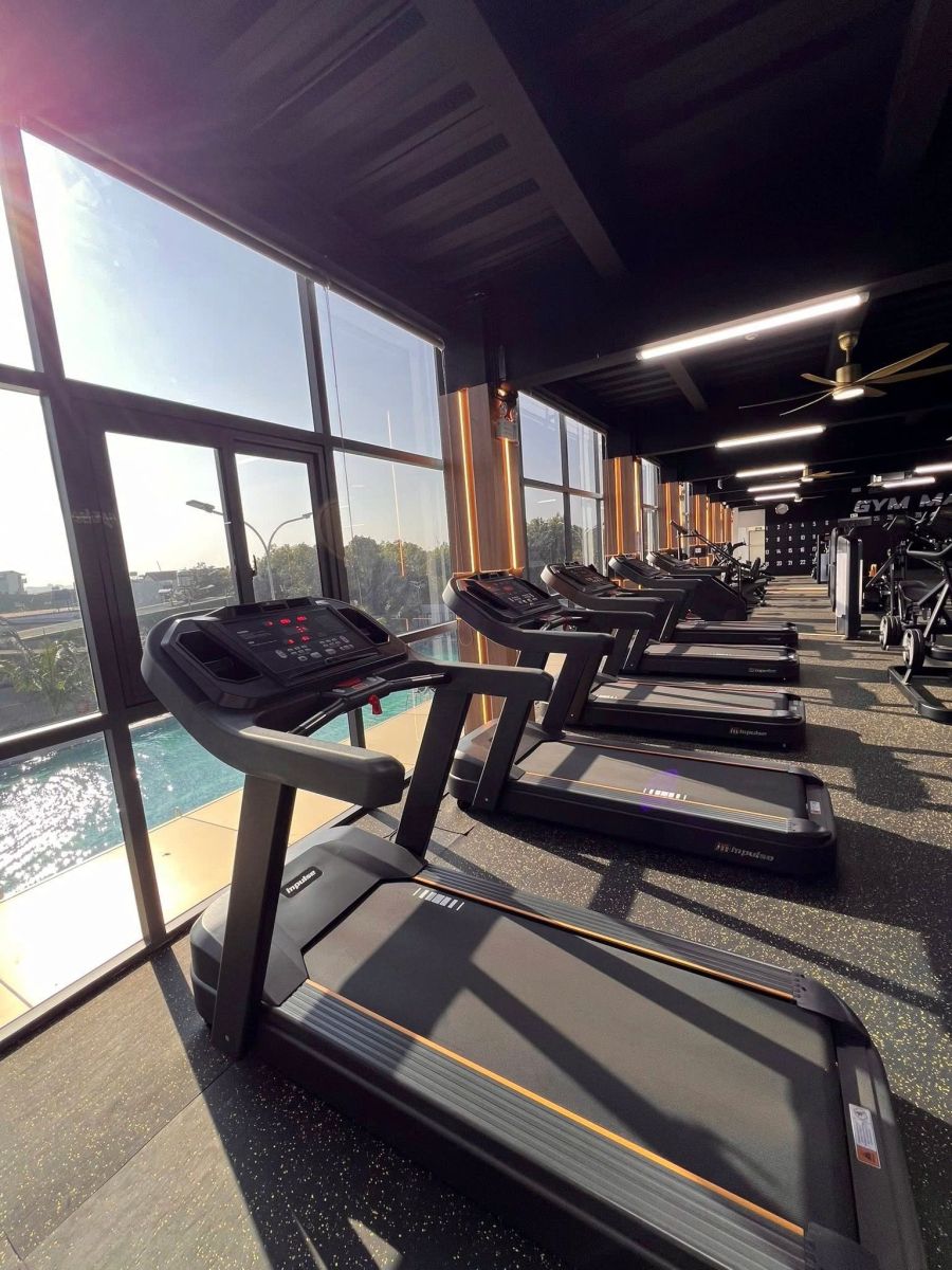 GYMMAX phòng tập tại Buôn Mê Thuột, vừa chính thức triển khai phần mềm quản lý phòng gym ModunGym kết hợp máy chấm công Face ID, cổng tripod 3 chấu và app hội viên