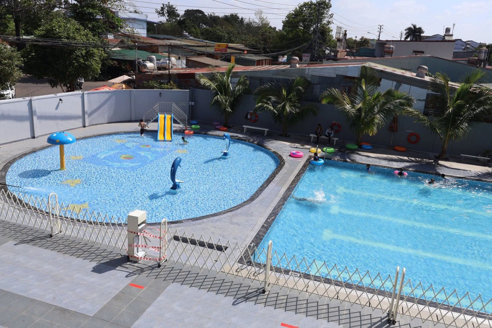 HỒ BƠI ĐẠI HÙNG VƯƠNG tại Buôn Mê Thuột, vừa chính thức triển khai phần mềm quản lý hồ bơi Modun kết hợp máy đọc thẻ từ RFID và QR Code, cổng tripod 3 chấu và app hội viên