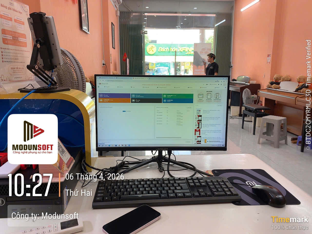 PONG ƠI MUSIC trung tâm dạy piano chi nhánh 2 tại Q6,Tp.HCM vừa triển khai phần mềm quản lý trung tâm Modun kết hợp máy chấm công Face ID và app hội viên