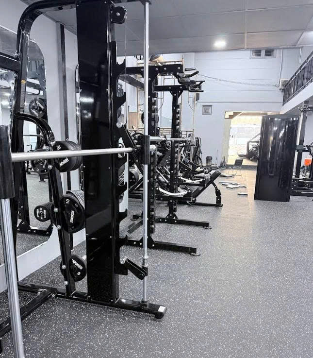 ROMAN EMPIRE GYM phòng tập tọa lạc tại Thuận An, Bình Dương, vừa chính thức triển khai phần mềm quản lý phòng gym ModunGym kết hợp máy chấm công Face ID và app hội viên