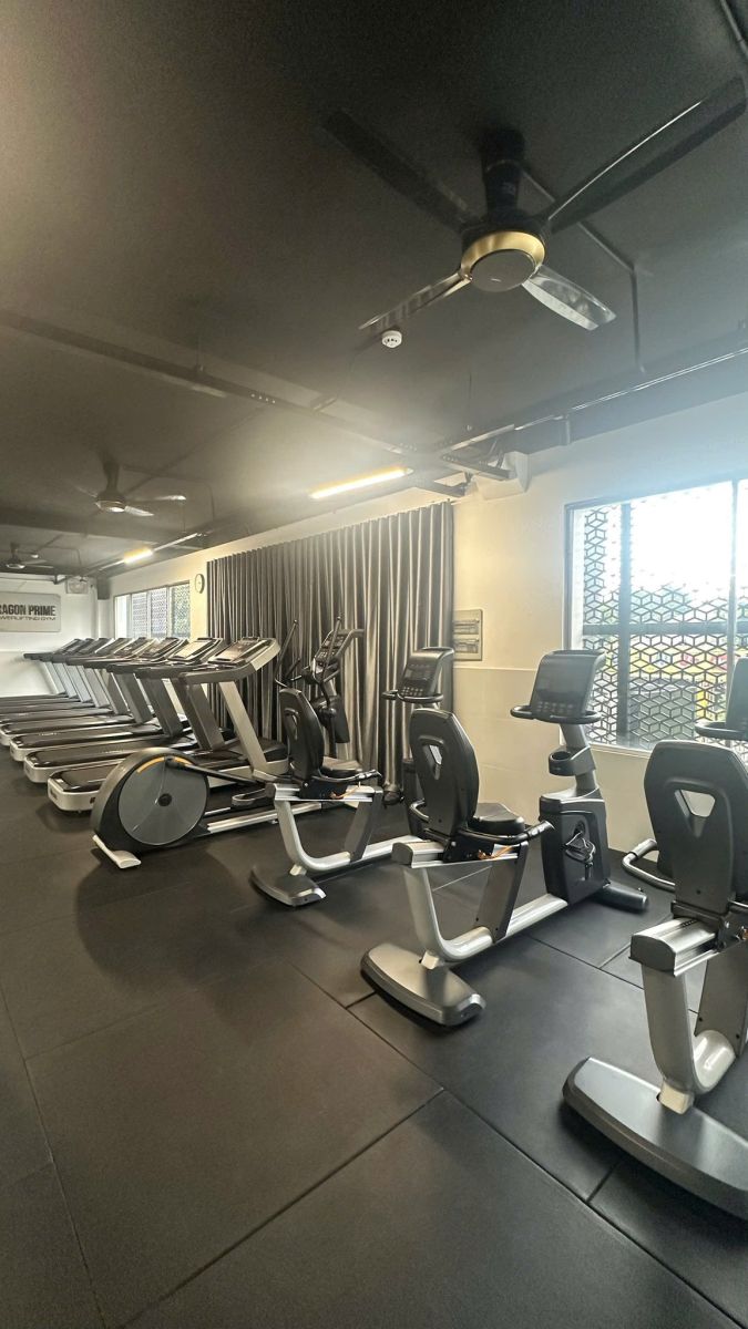 DRAGON PRIME GYM phòng tập tại TP.Thủ Đức, triển khai phần mềm quản lý phòng gym Modun, máy chấm công Face Id, cổng flap kiểm soát ra vào và app hội viên