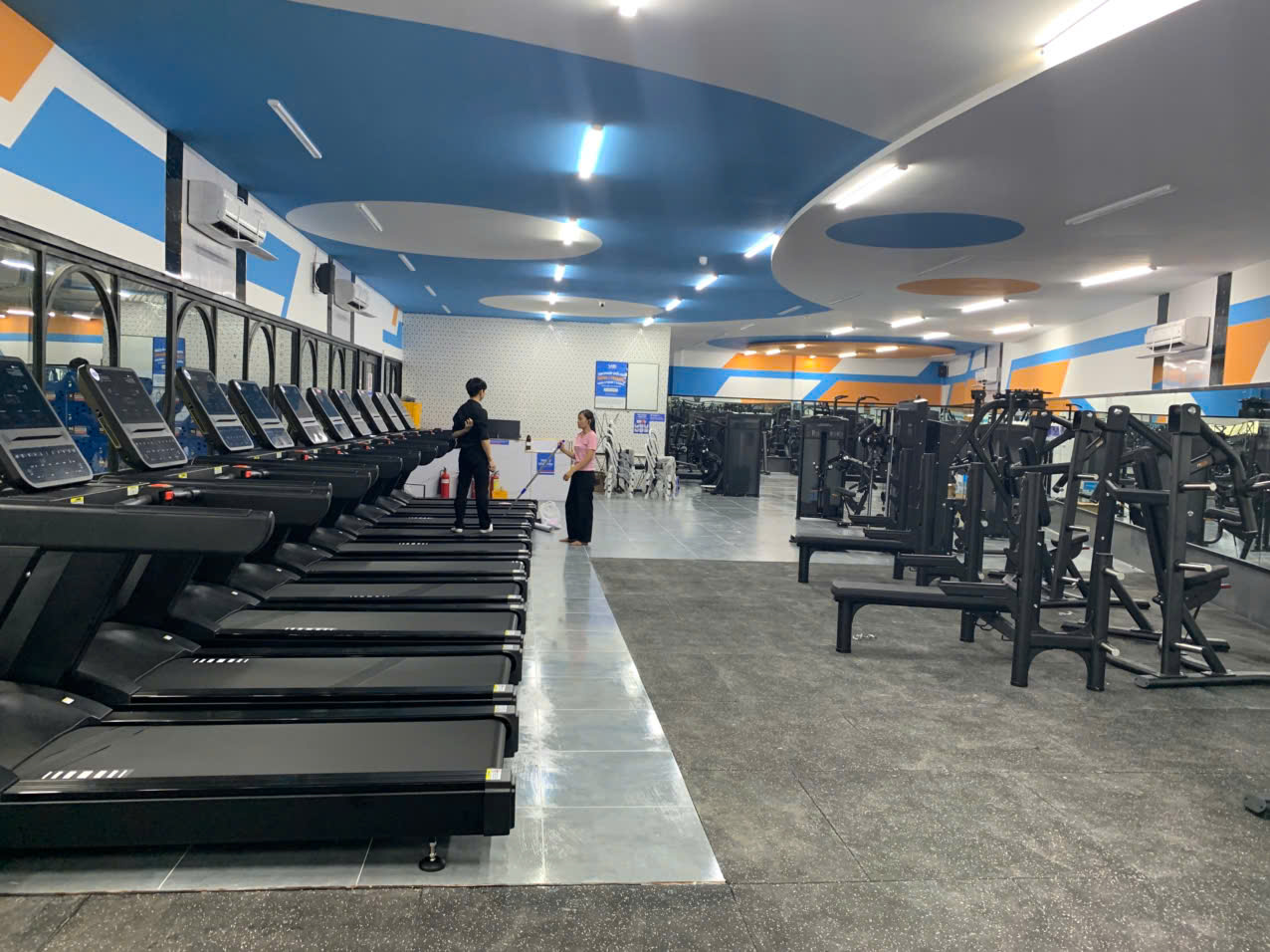 Modun triển khai phần mềm quản lý gym ModunGym, Máy chấm công checkin Face Id, cổng tripod 3 chấu kiểm soát ra vào, và app hội viên, cho chi nhánh 33 phòng tập WaysStation Gym