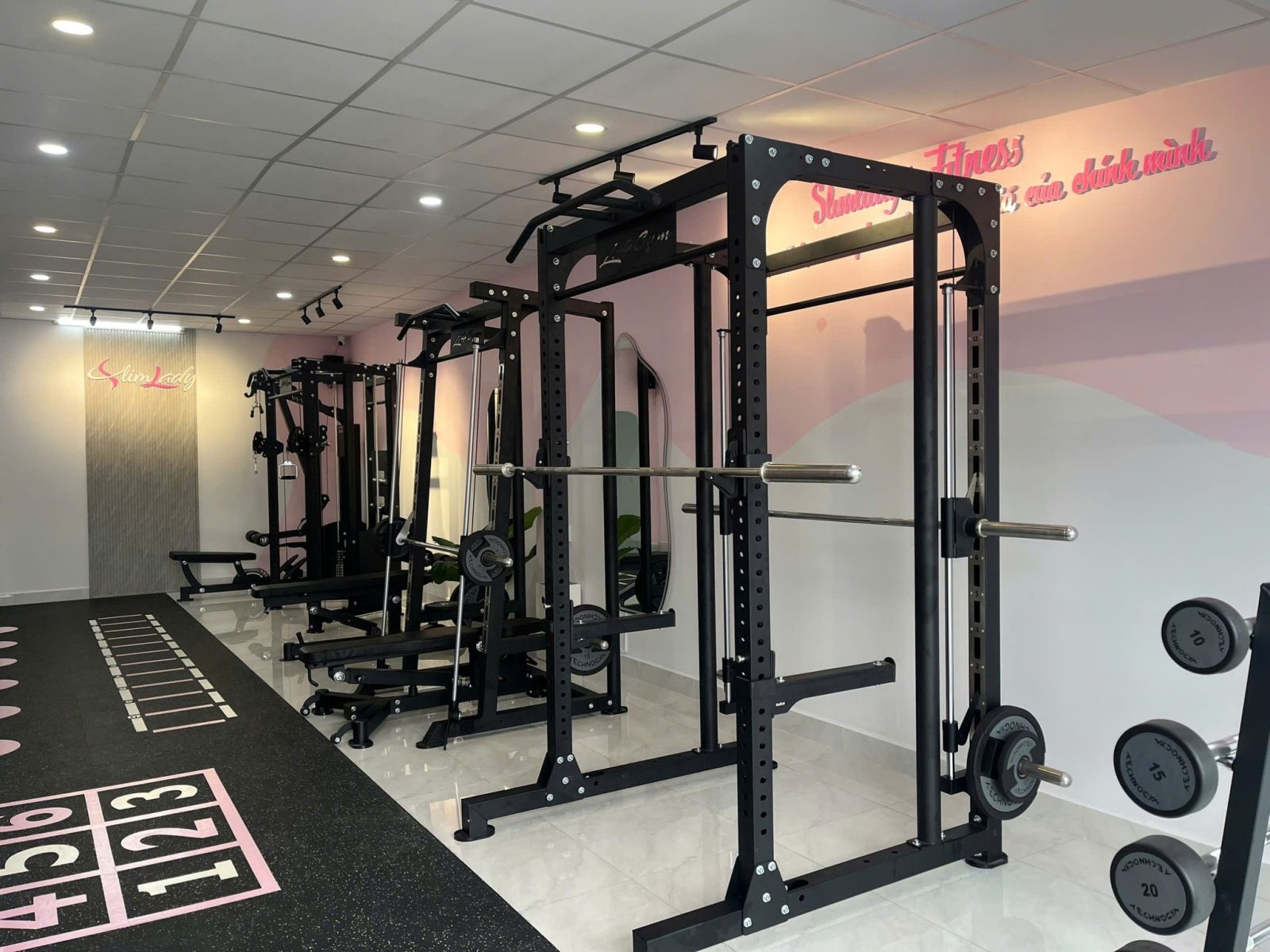 SLIMLADY FITNESS private gym cho nữ tại Tp.Thủ Đức, chính thức triển khai phần mềm quản lý phòng gym ModunGym kết hợp máy chấm công face id và app hội viên
