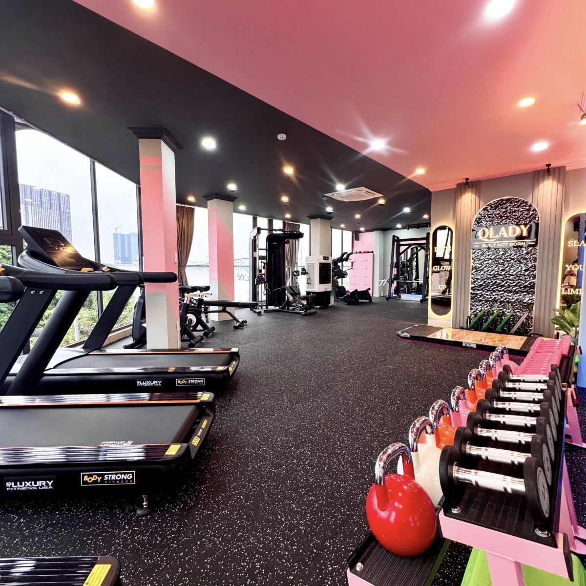 QLADY GYM phòng tập chi nhánh 2 tại Bình Dương, tiếp tục triển khai phần mềm quản lý phòng gym Modun kết hợp checkin face id và app hội viên miễn phí