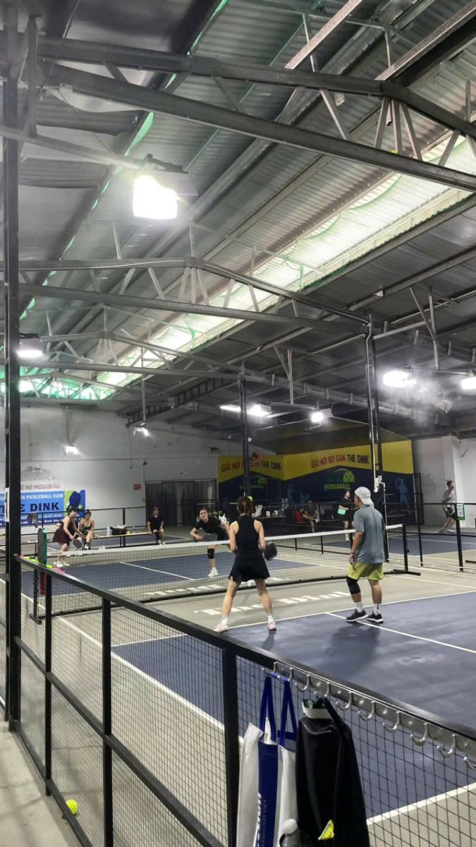 Khám phá sân Pickleball THE DINK với trải nghiệm đặt sân pickleball online cực nhanh. Tham gia chơi social kết nối cộng đồng mượt mà nhờ phần mềm MODUNSPORT.
