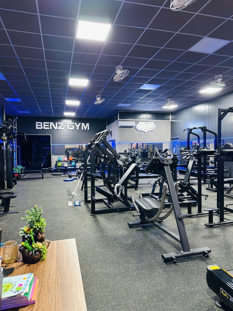 BENZ GYM phòng tập gym tại Bình Dương, vừa chính thức triển khai phần mềm quản lý phòng gym ModunGym kết hợp máy chấm công face id, cửa khóa từ kiểm soát ra vào và app hội viên miễn phí