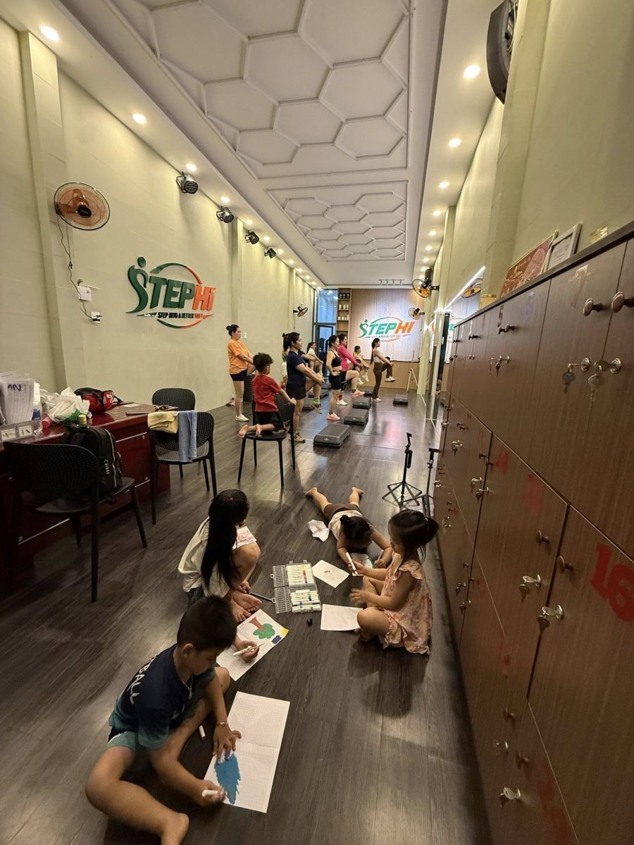 STEPHI GROUP phòng tập dance tại Tp.Cần Thơ, vừa chính thức triển khai phần mềm quản lý phòng gym ModunGym kết hợp máy chấm công face id và app hội viên miễn phí