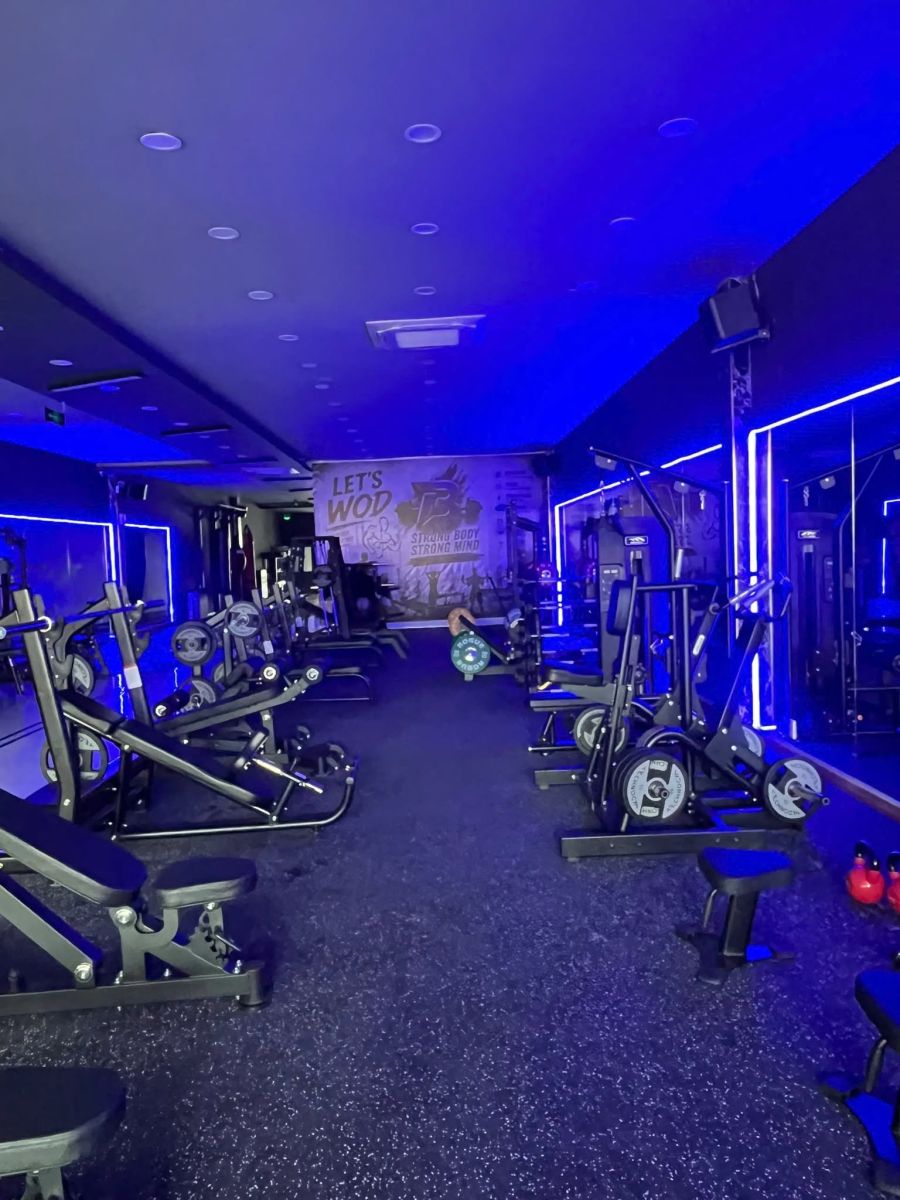 B-GYM phòng tập gym tại Tp.HCM, vừa chính thức triển khai phần mềm quản lý phòng gym ModunGym kết hợp máy chấm công face id và app hội viên miễn phí, minh bạch trong quản lý gói tập khách hàng