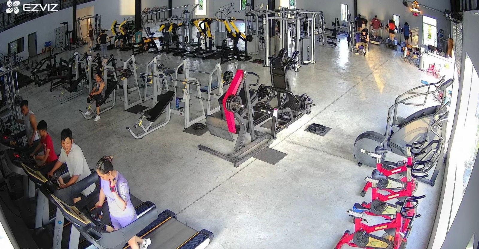 Hệ thống Lagi Fitness Lâm Đồng nâng cấp vận hành toàn diện với Modun. Tích hợp công nghệ Face ID không chạm, đặt lịch hẹn và tự động chăm sóc khách hàng trên App.