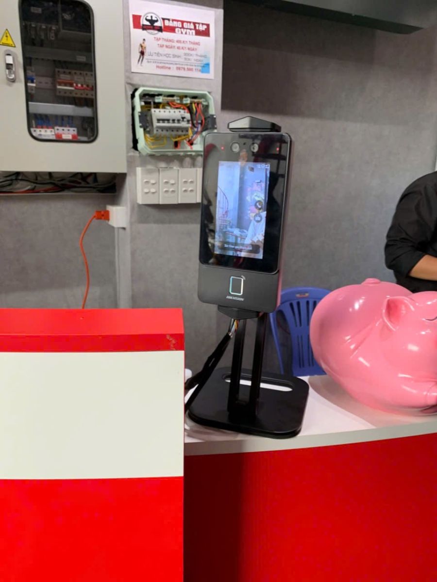 Khám phá App hội viên Modun miễn phí tại Genki 2 Bình Dương. Tự theo dõi hạn thẻ, xem bảng giá, nhận thông báo nhắc lịch tập và tự động chăm sóc thông minh.