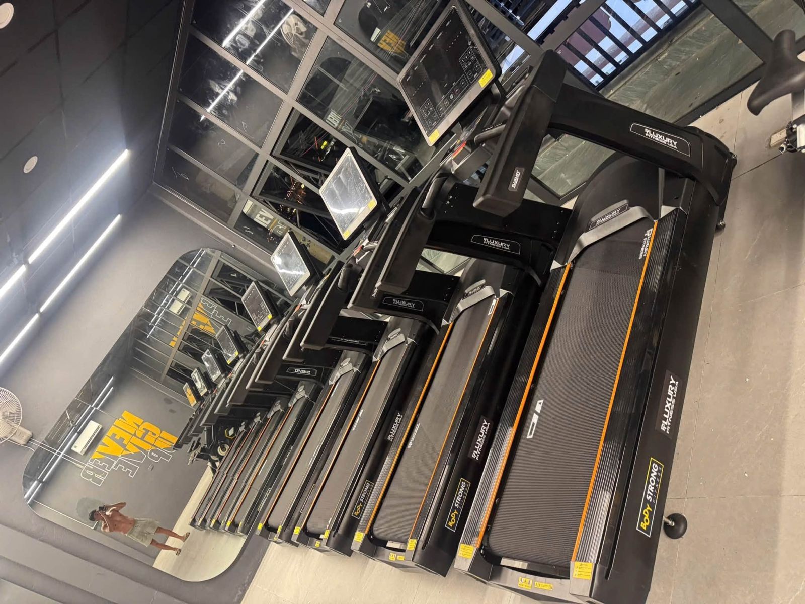 Modun triển khai phần mềm quản lý gym ModunGym, Máy chấm công checkin Face Id và app hội viên, cho phòng tập AD GYM & YOGA tại Nghệ An.