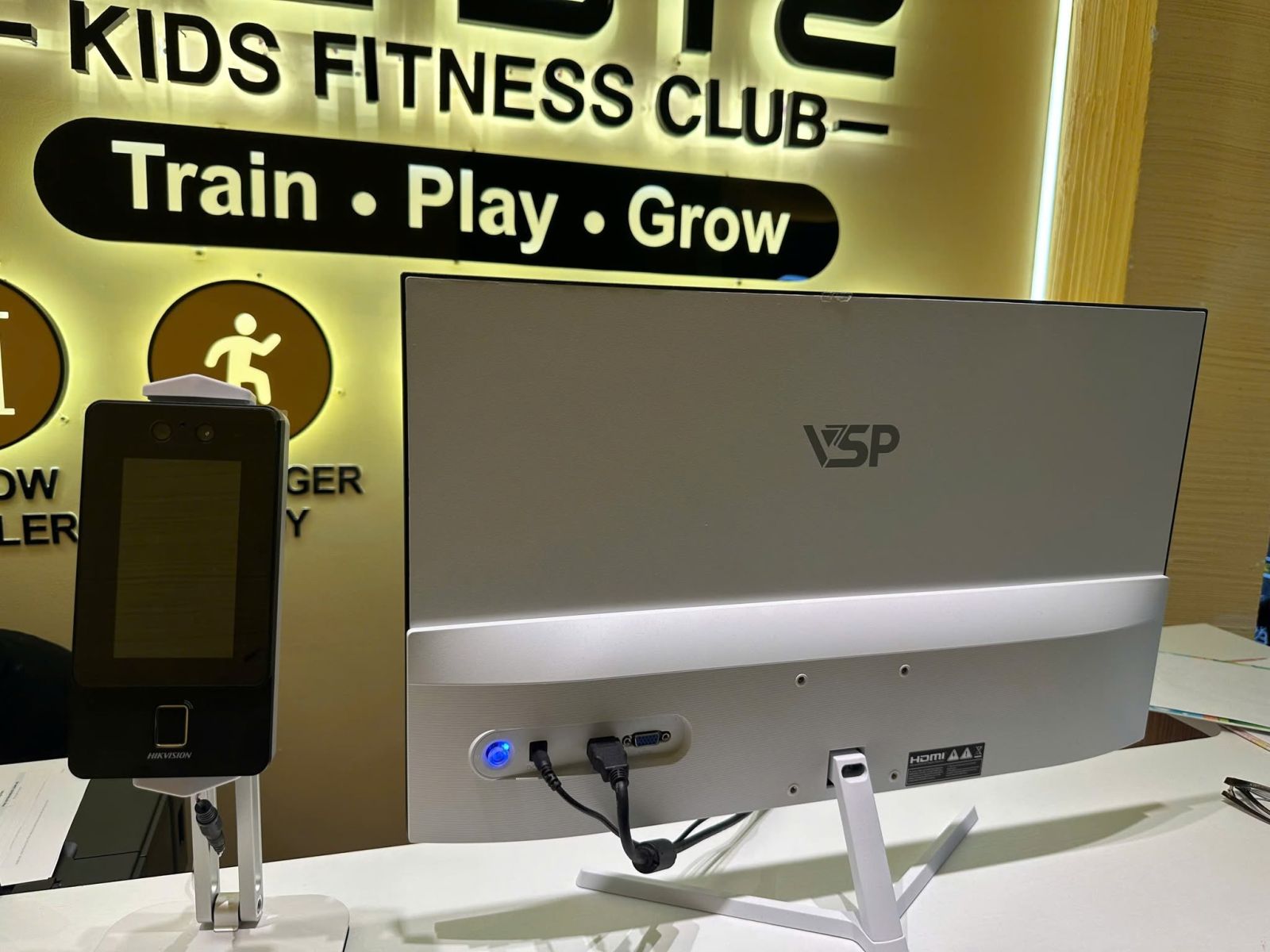 Rebis Kid Fitness Nha Trang: Gym Trẻ Em Công Nghệ Modun & Face ID
